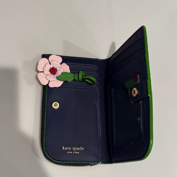 Kate Spade “In the Garden Small Slim Bifold” Navy Wallet with Pink Floral Accent - Picture 4 of 7